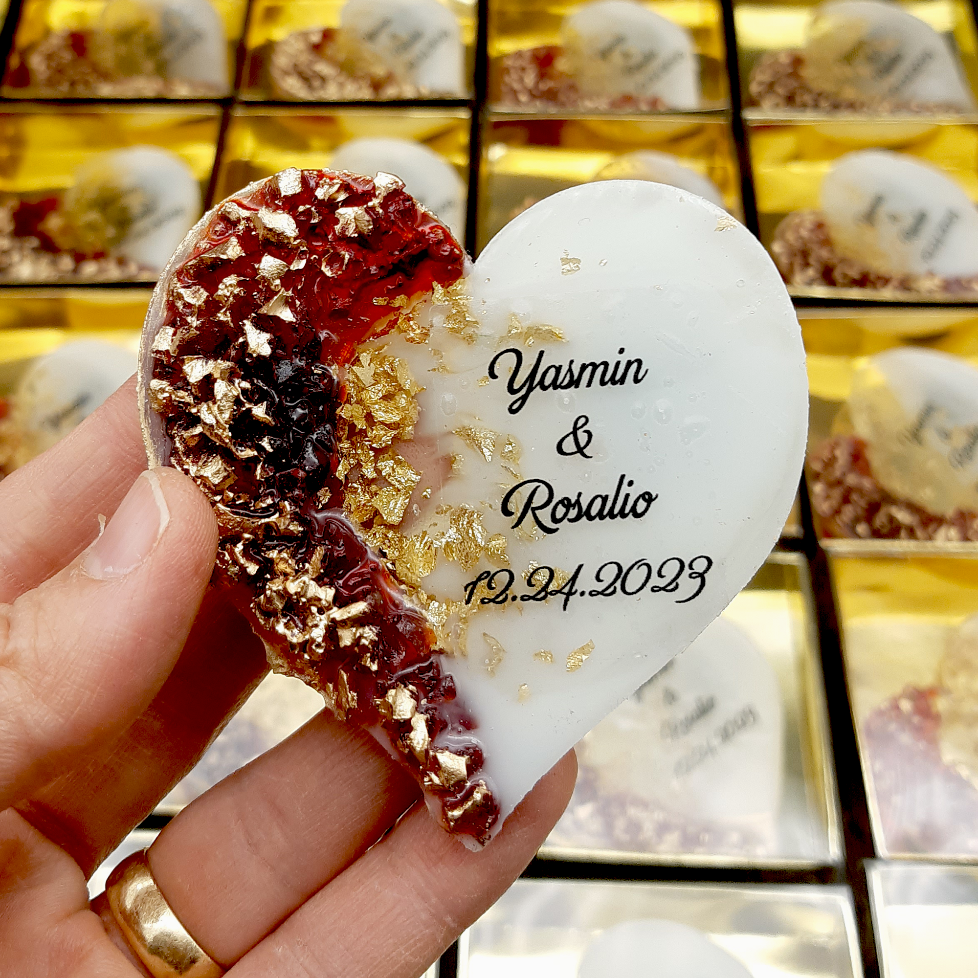 Wedding favours bulk Epoxi fridge magnets with box for Guest