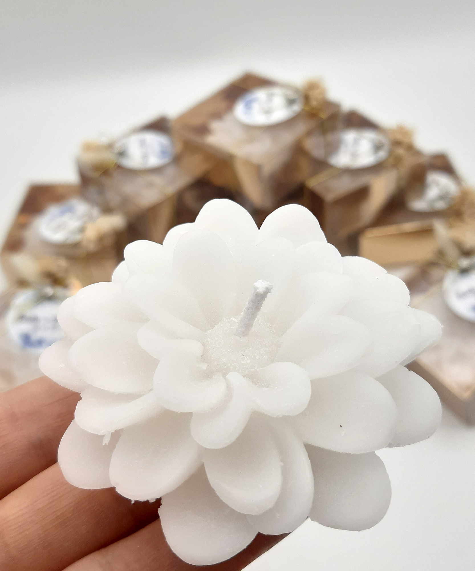 Wedding favours bulk Lotus Shaped Candle gifts Bridal Shower